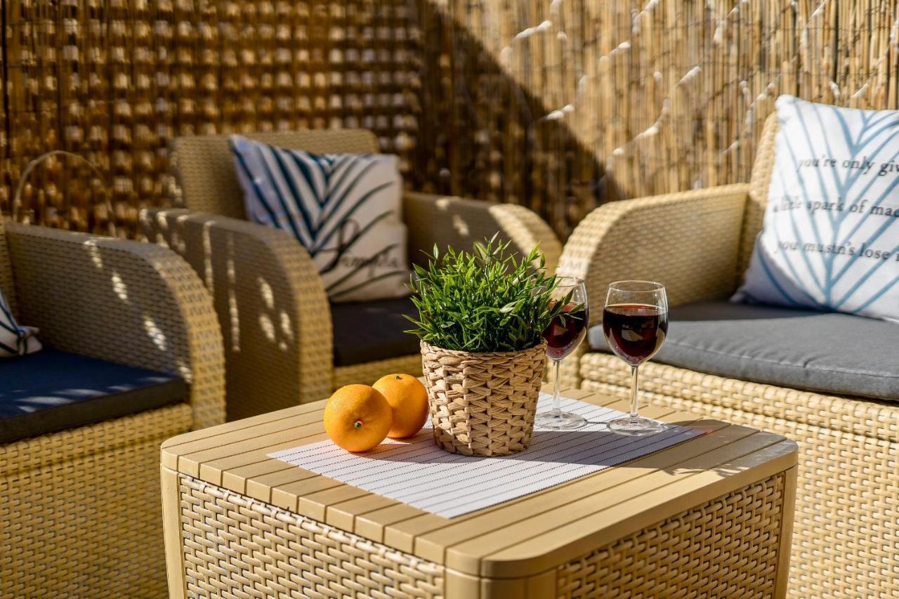 Black Beach Luxury Vacation House Puerto de Santiago  Exterior photo