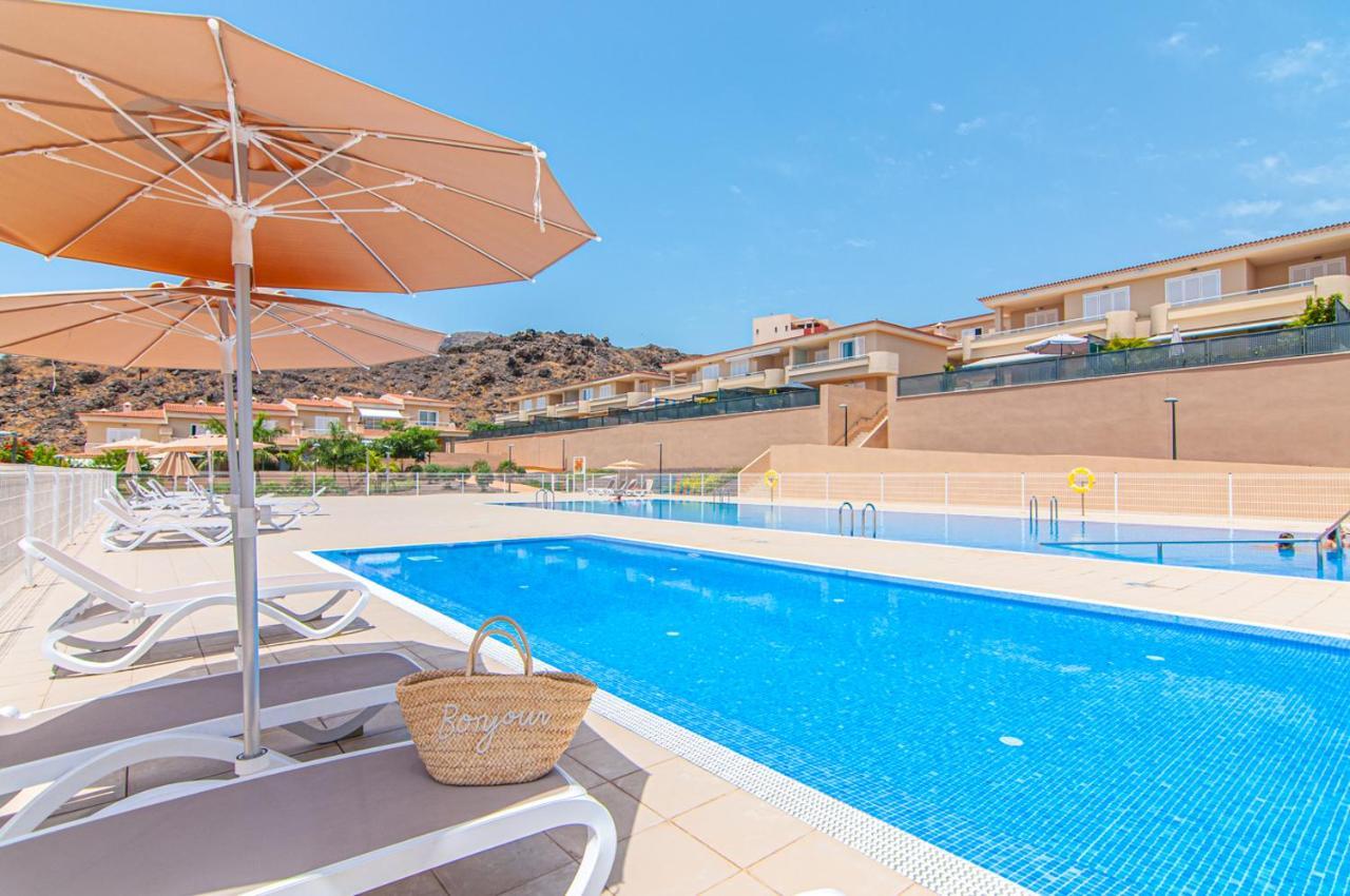 Black Beach Luxury Vacation House Puerto de Santiago  Exterior photo